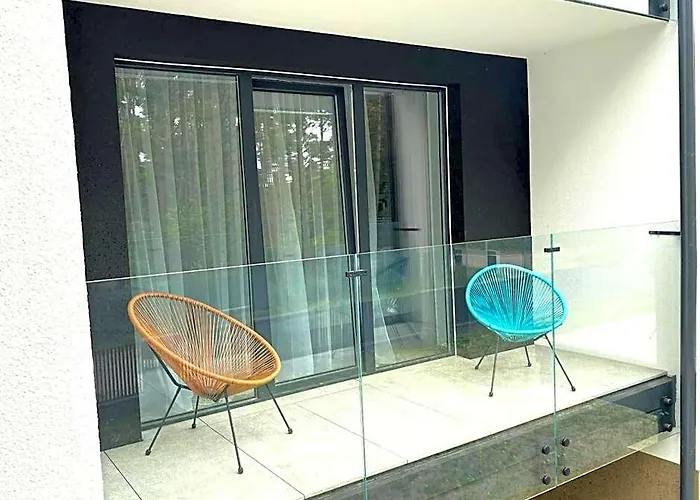 Resort Eden Premium Domki Jacuzzi, Sauna