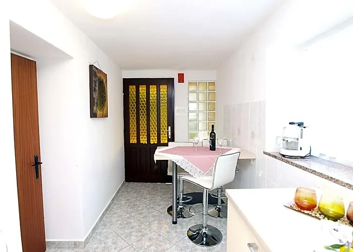 Apartment 154