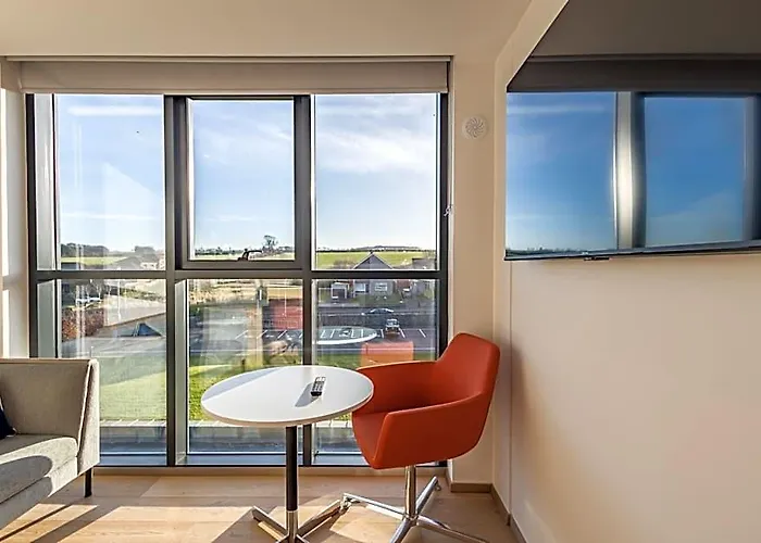 The Space To Stay Aparthotel