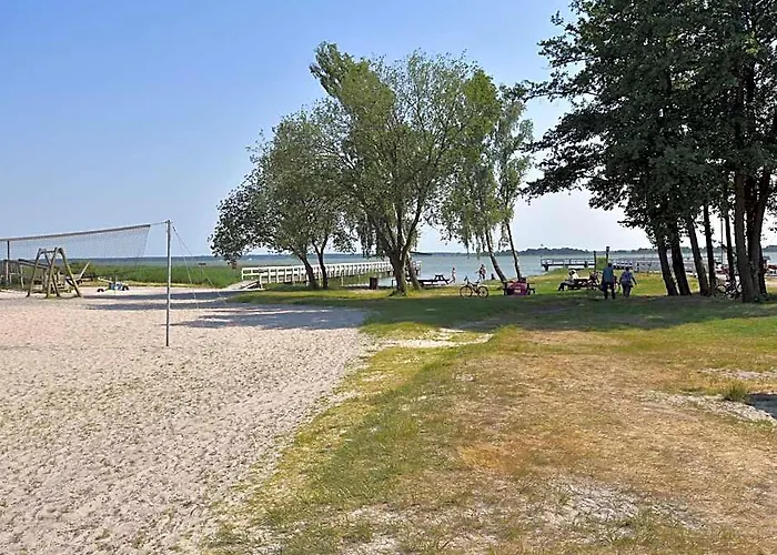 Geraeumige Ferienwohnung Mit Garten