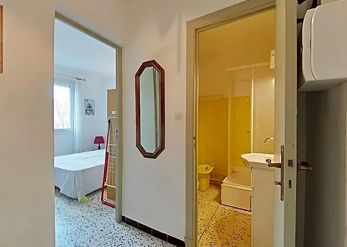 Appartement Avec Balcon Proche Plage