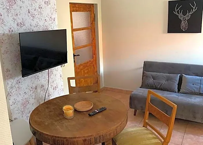 Ferienwohnung Im Alten Fachwerkhaeuschen Naehe Edersee 1 Schlafzimmer, Garten, Parkplatz - Wohnung 2 Von 3