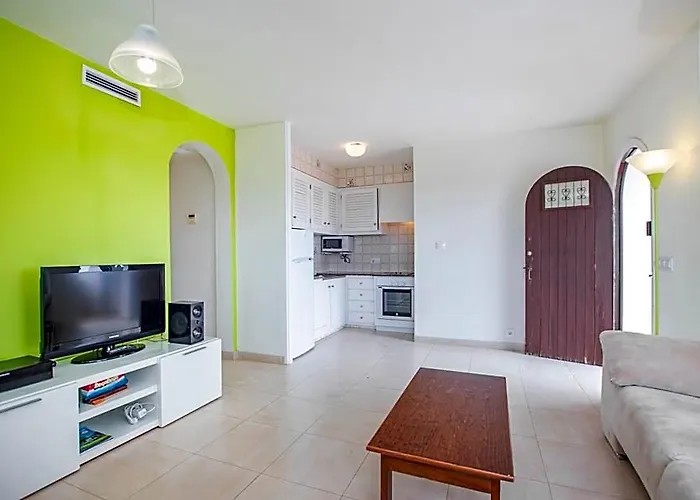Cheap & Chic Apartamento En Son Bou De 3 Dormitorios
