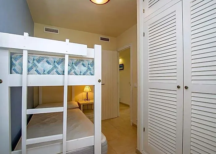 Cheap & Chic Apartamento En Son Bou De 3 Dormitorios