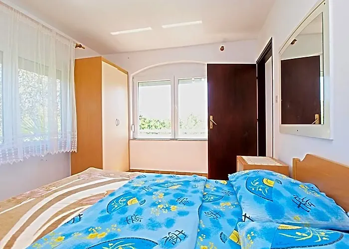 Apartment 1362