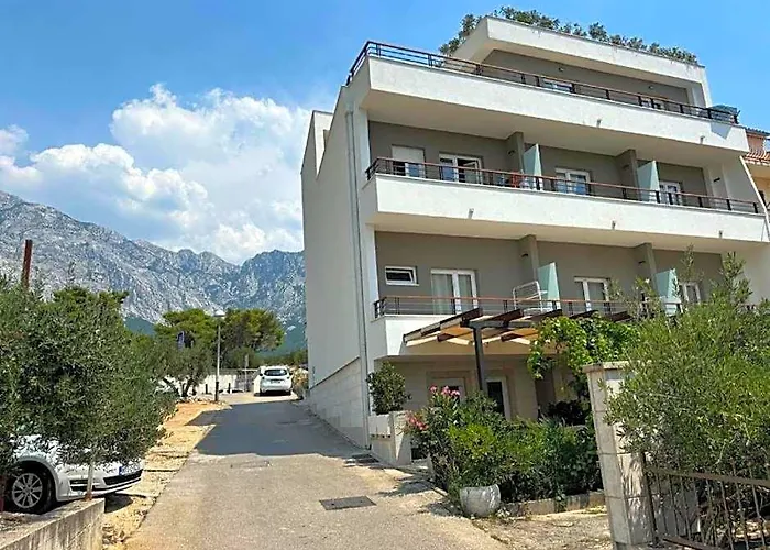 Apartments Adria