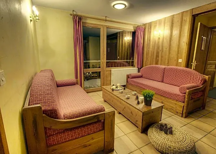 Stylish Apartment With A Balcony