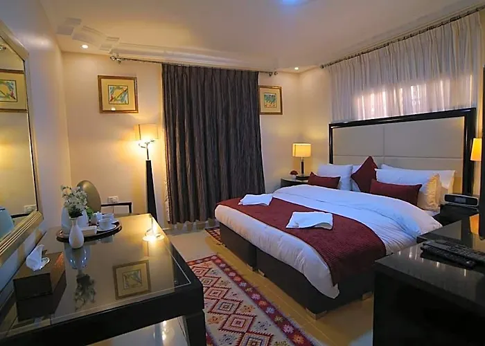 Over Mountains Hotel