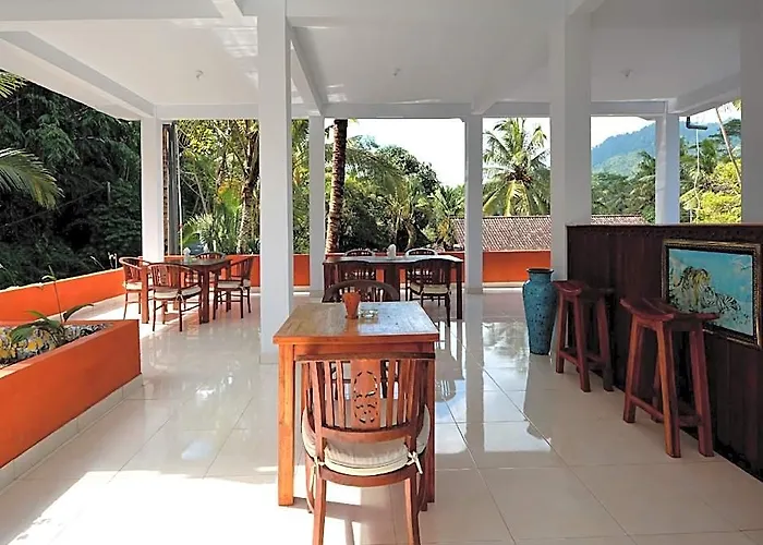 Tepi Sungai Guest House
