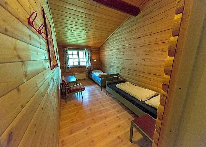 Dombas Hostel