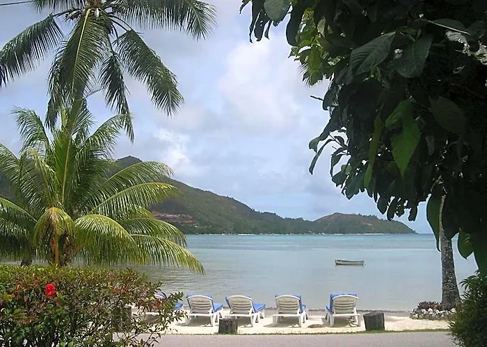 Sea View Lodge