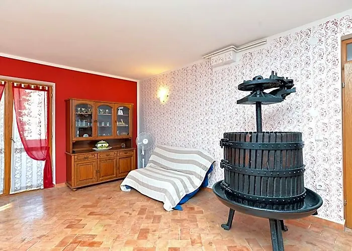 Apartment 1945