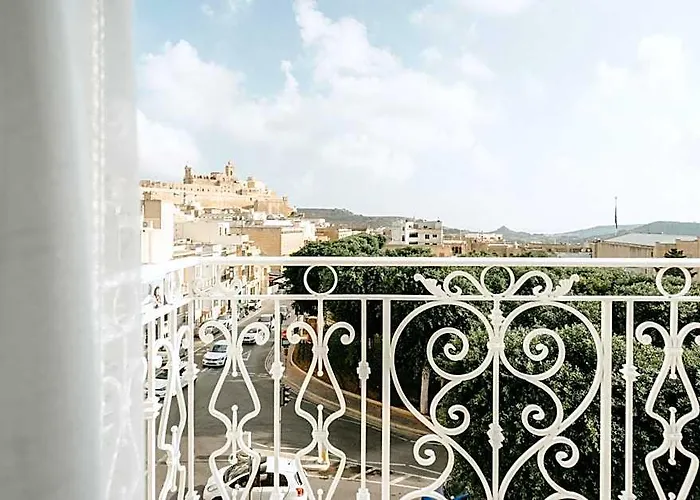 Townhouse17 Boutique Bed & Breakfast