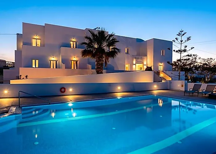 Nikos Hotel