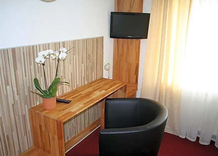 Hotel-Nachtwaechter