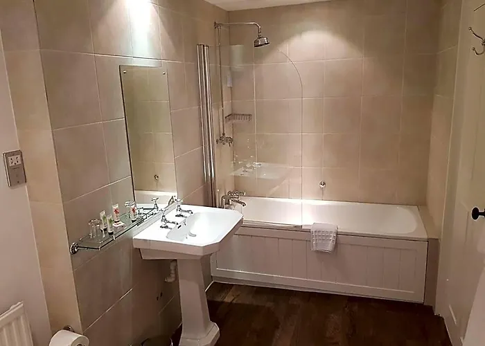 Noel Arms - "A Bespoke Hotel"