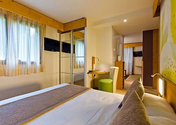 La Croix De Savoie & Spa