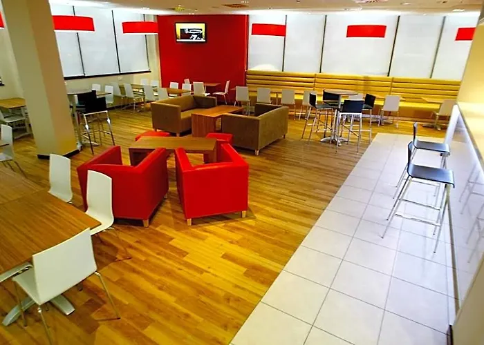 Travelodge Valencia Aeropuerto