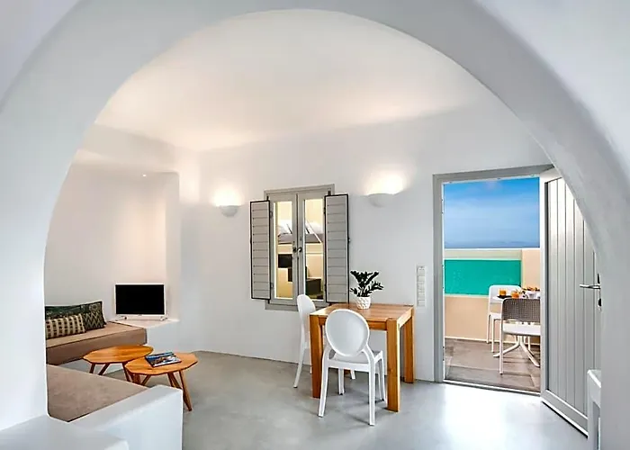Skyfall Suites - Adults Only