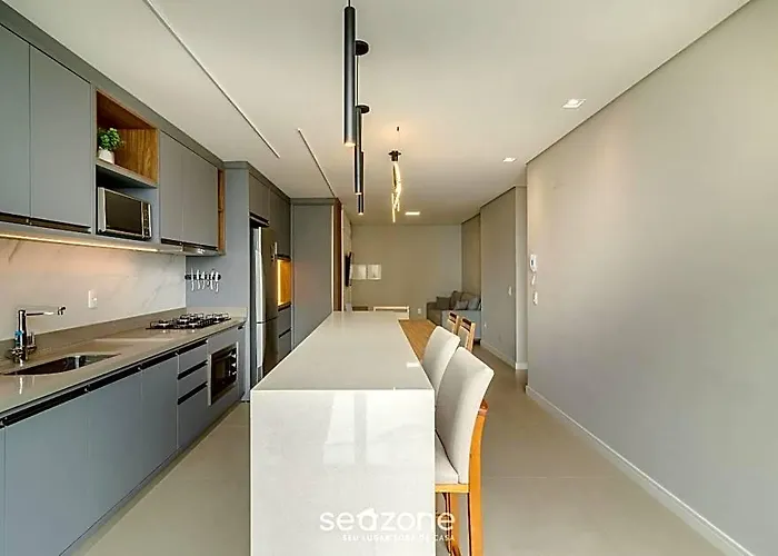 Apartamentos No Edificio Turquesa - Balneario Picarras - Rts