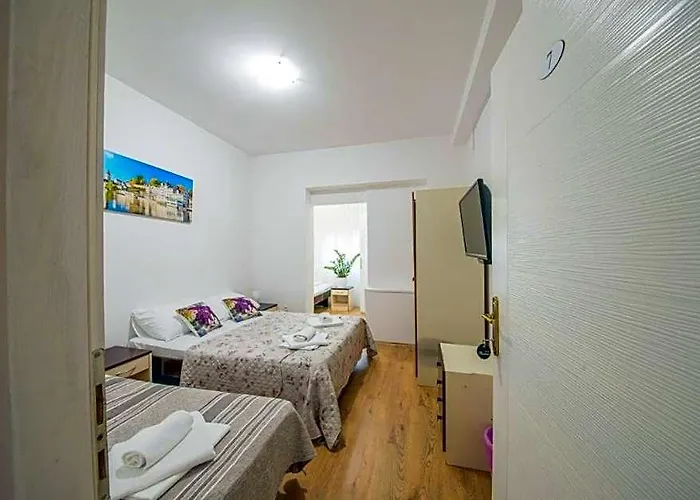Hotel Riviera, Starigrad Paklenica