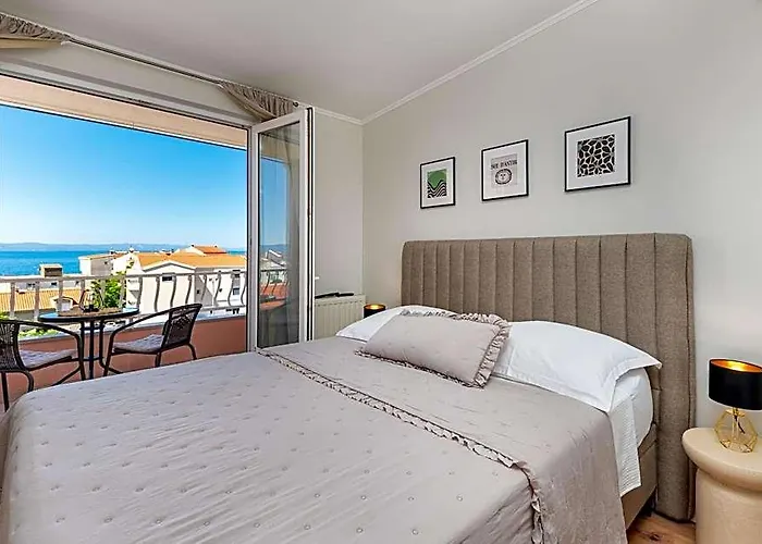 Rossa Apartment