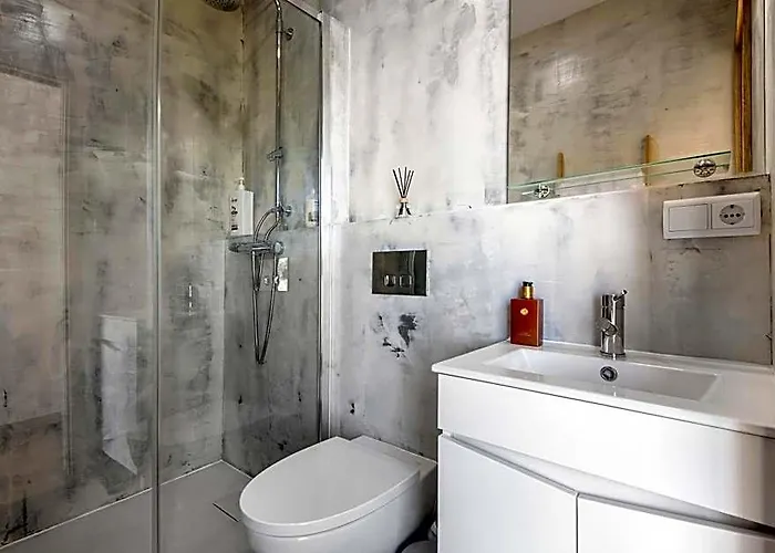Apartamento Thai Com Piscina