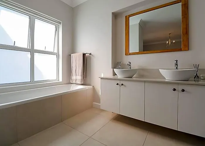 Barons View 2-Bedroom Getaway In Plettenberg Bay