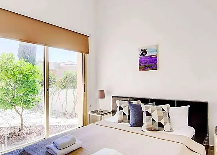 Sea Breeze Hideaway