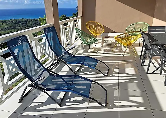 Bas De Villa Le Rocher Avec Vue Sur Mer