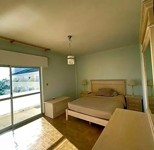2 Floor Apartment In Alvor
