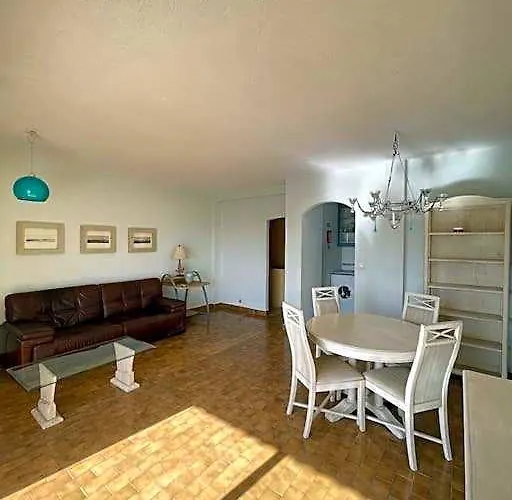 2 Floor Apartment In Alvor
