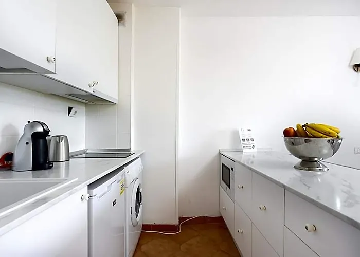 Seafront Studio With Beach View In The Center Of Los Cristianos