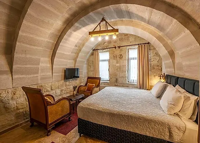 Belenus Cave House