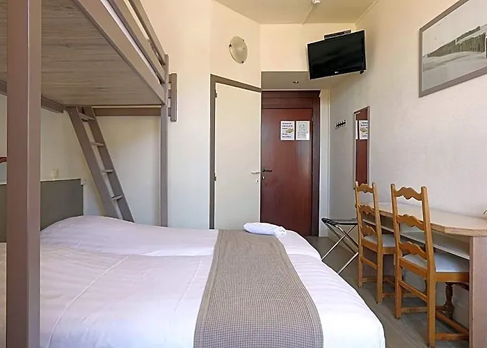 Hotel Cecil