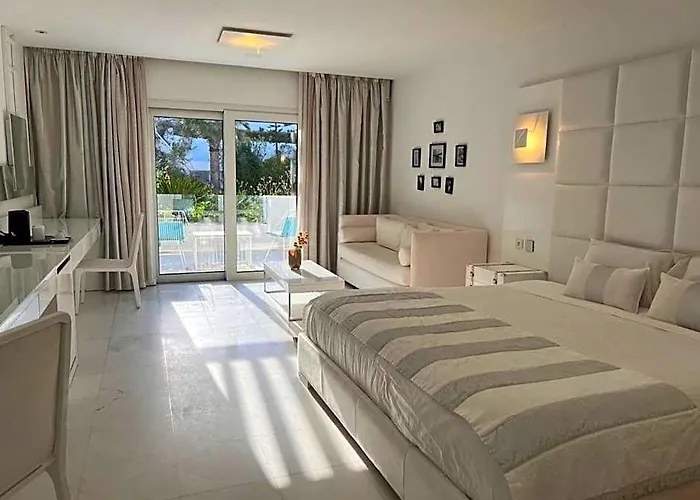 Hotel La Tour Blanche