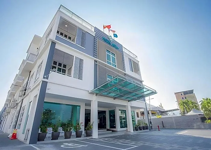 Hotel Adya Express Chenang