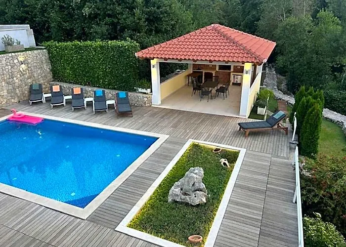 Villa Oasis Cypress