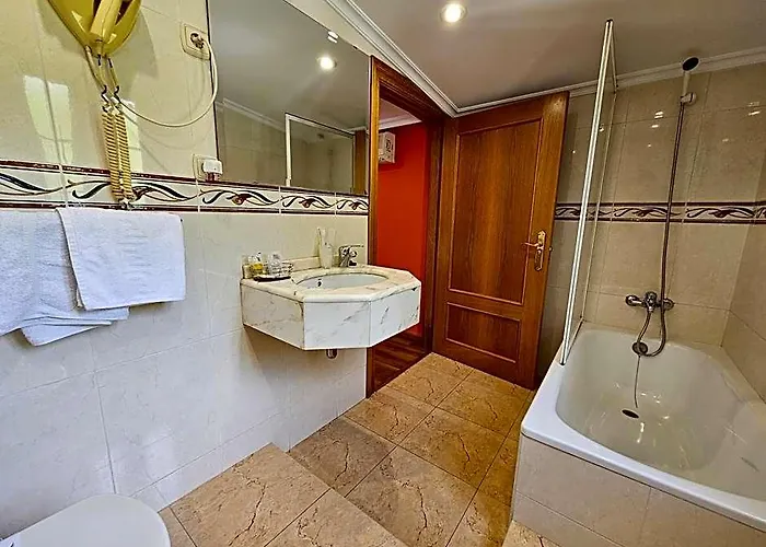 R2R - Hotel Rural Casa Migio