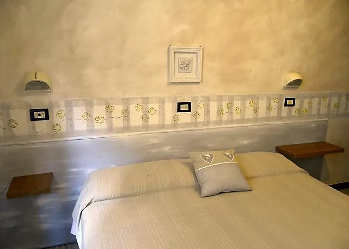 L'Antico Borgo Elena Noli
