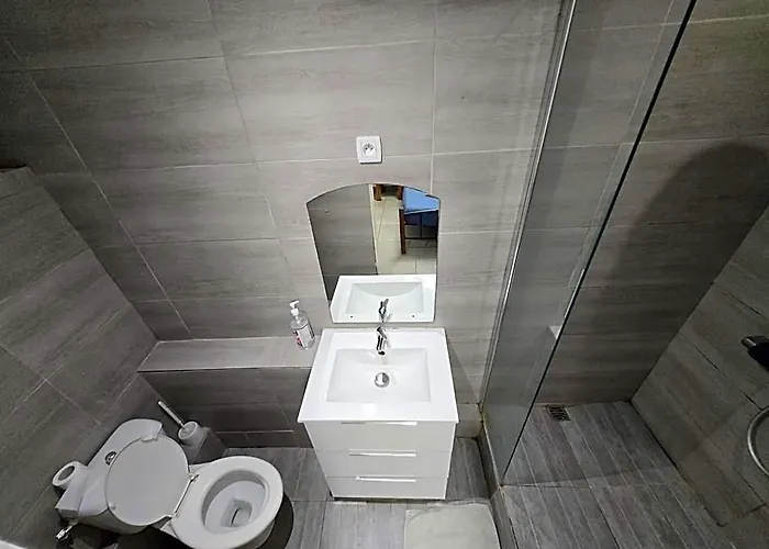 Azur Hotel