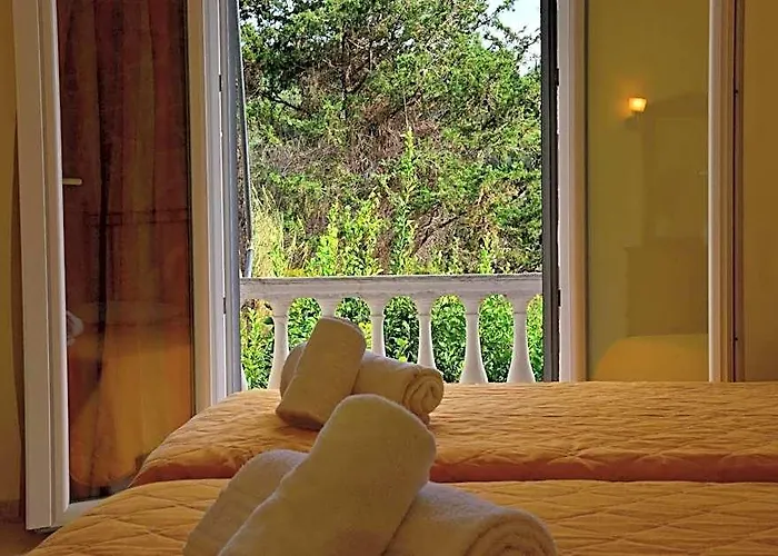 Delfini Resort