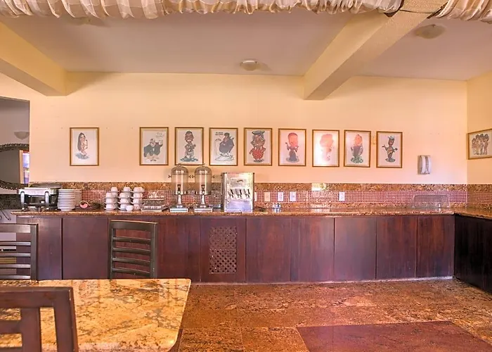 Oyo Kalamari Beach Hotel