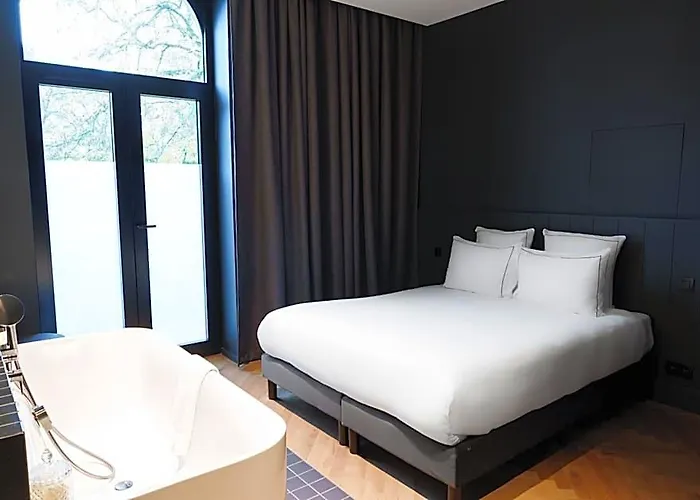 Bienheureux Hotel & Restaurant