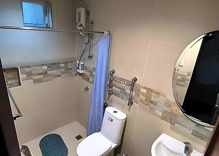 Luljettas Place Garden Suites