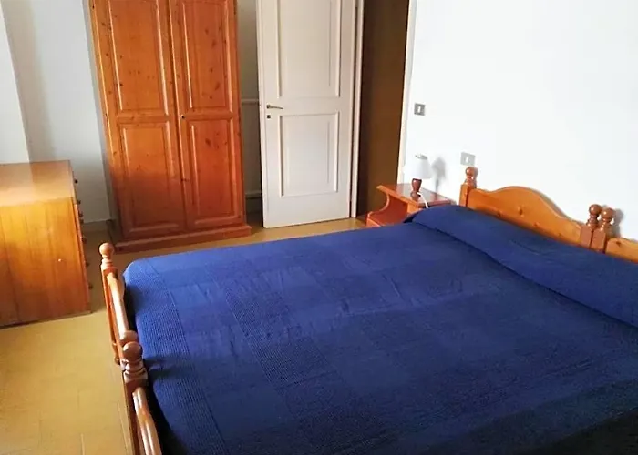 Appartamenti In Villa E Casali A Giannella