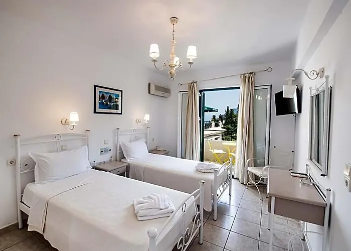Santa Marina Hotel