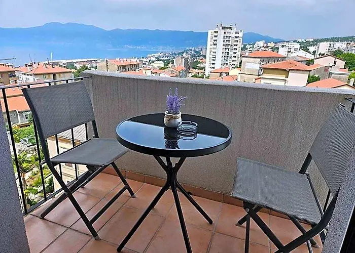 Apartment Belvedere