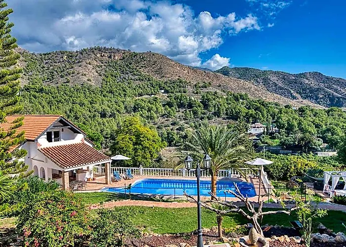 Villa Morera Bed & Breakfast