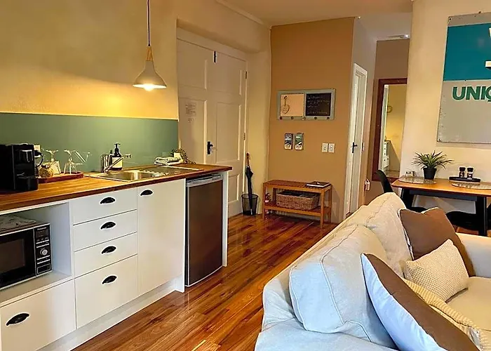 Woodstock Suite